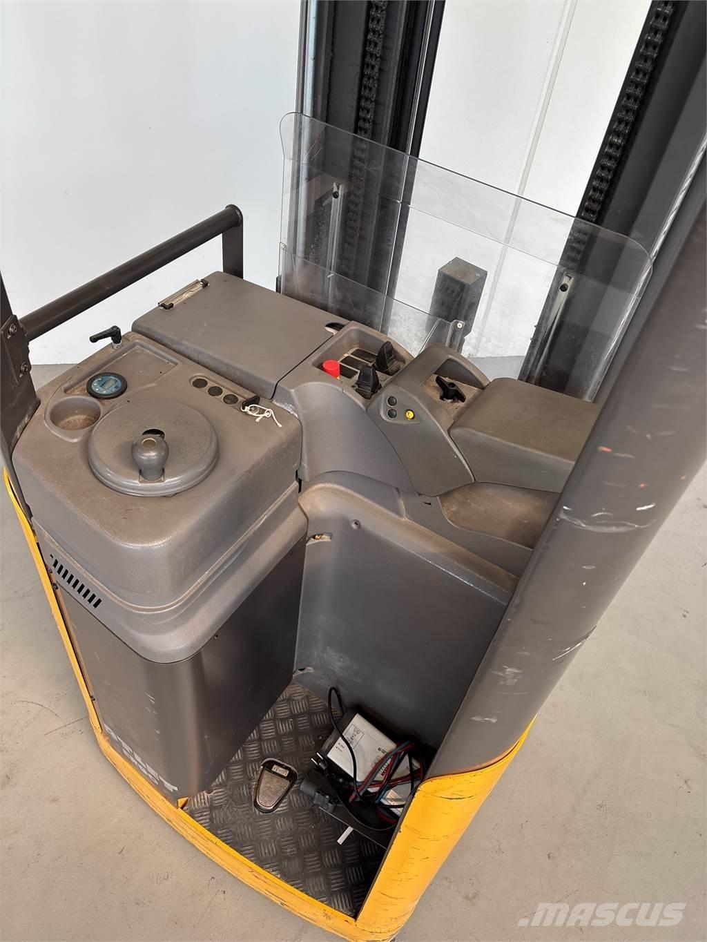 Atlet A160 Apiladores eléctricos autopropulsados
