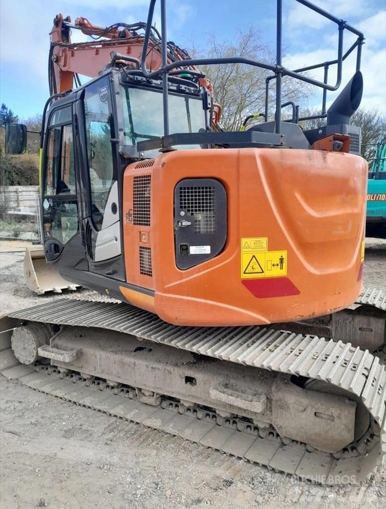 Hitachi ZX 135 US-6 Excavadoras de cadenas
