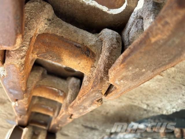 Hitachi ZX 210 LC-5B Excavadoras de cadenas