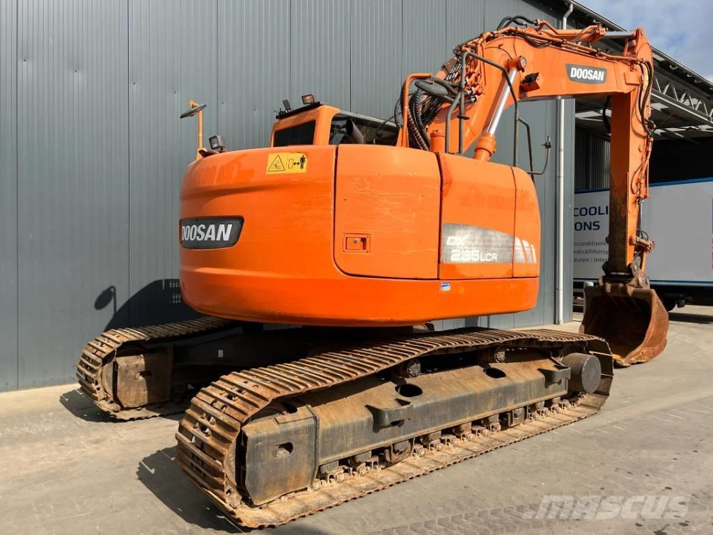 Doosan DX235LCR Excavadoras de cadenas