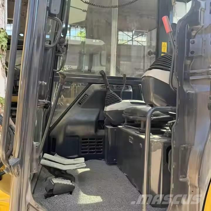 Komatsu PC55MR Mini excavadoras < 7t