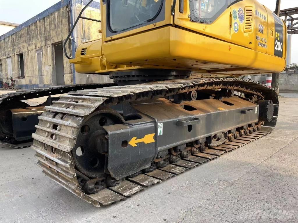 Komatsu PC 200-7 Excavadoras de cadenas