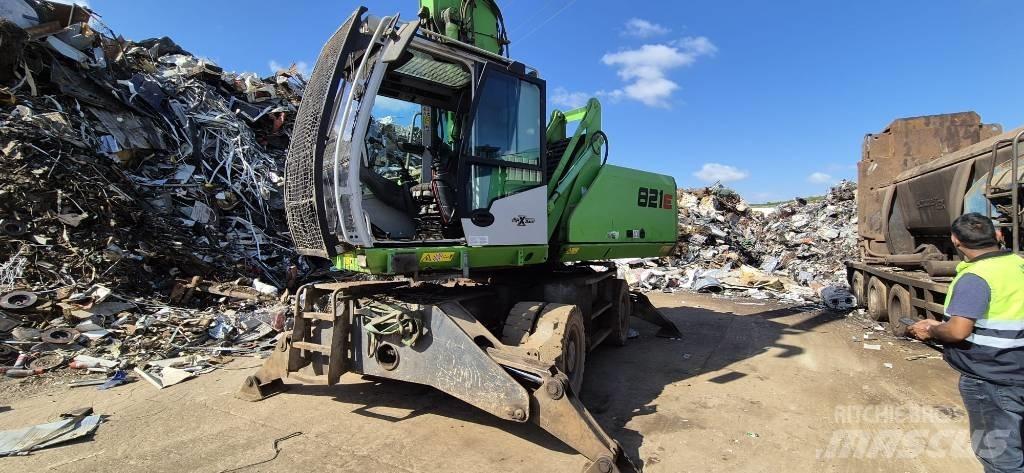 Sennebogen 821 E Excavadoras de manutención
