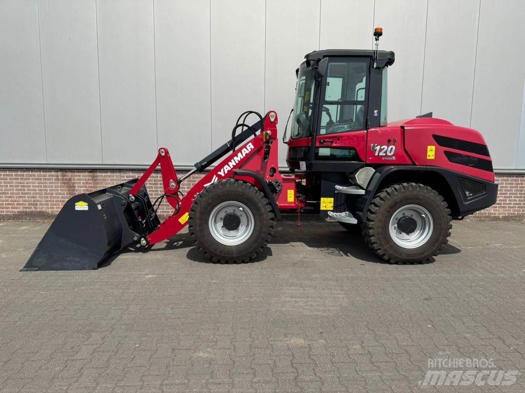 Yanmar V120 Cargadoras sobre ruedas