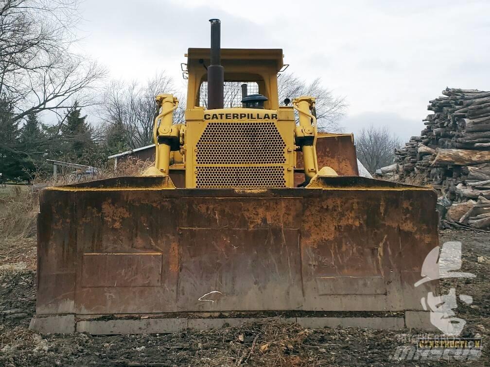 CAT D 8 K Buldozer sobre oruga