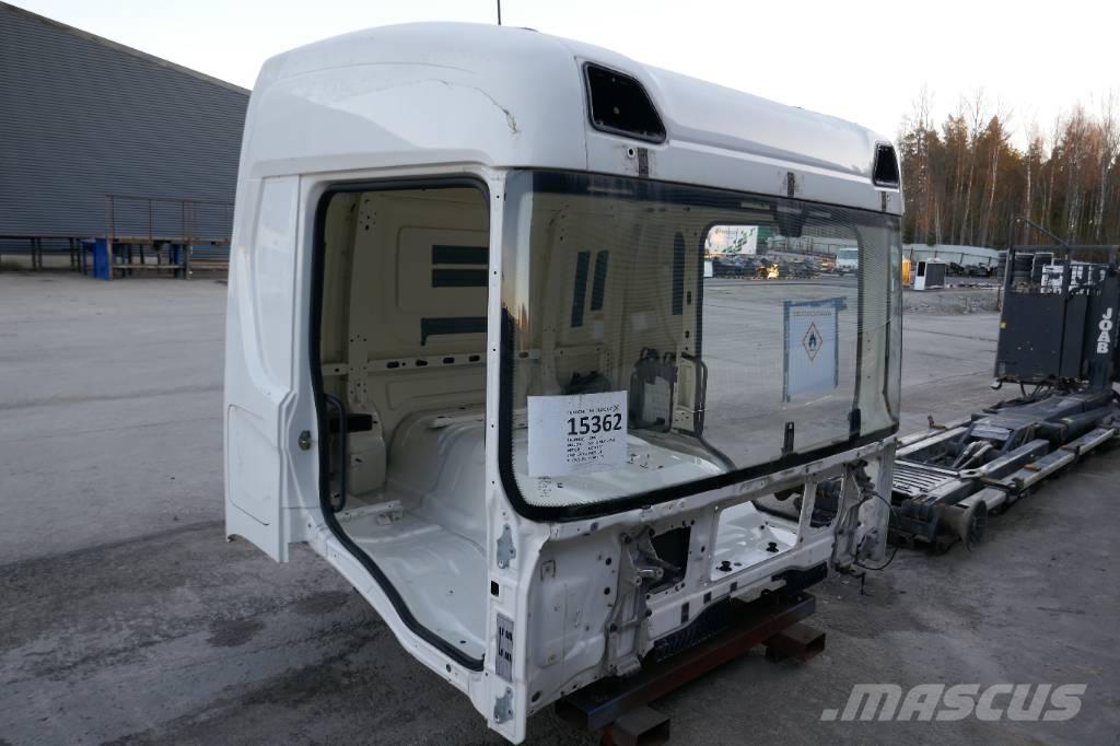 Scania P 410 Cabinas e interior