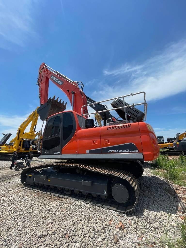 Doosan DX 300 LC Excavadoras de cadenas