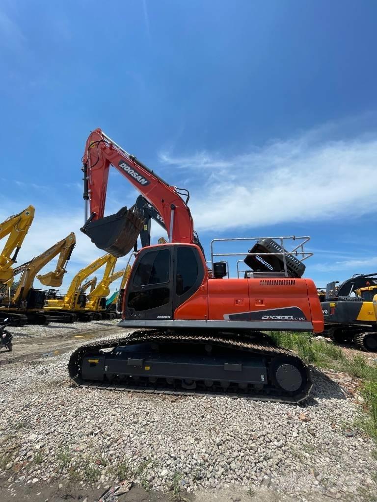 Doosan DX 300 LC Excavadoras de cadenas