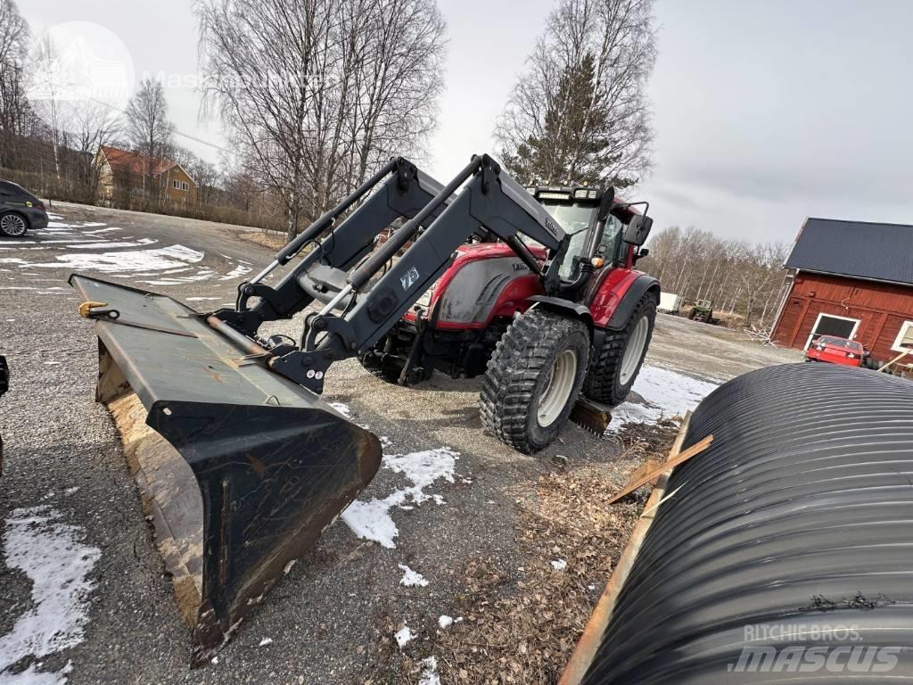 Valtra T 202 Tractores