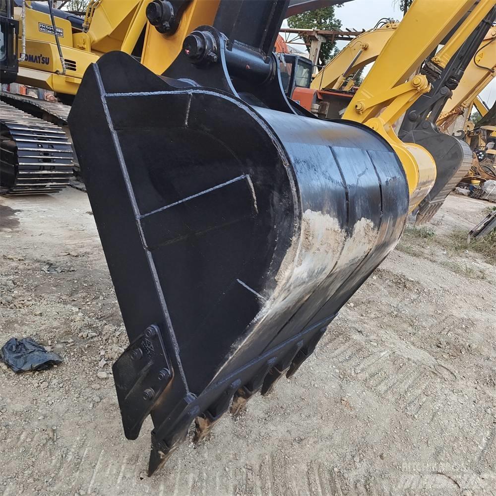 Sany SY 215 C Excavadoras de cadenas