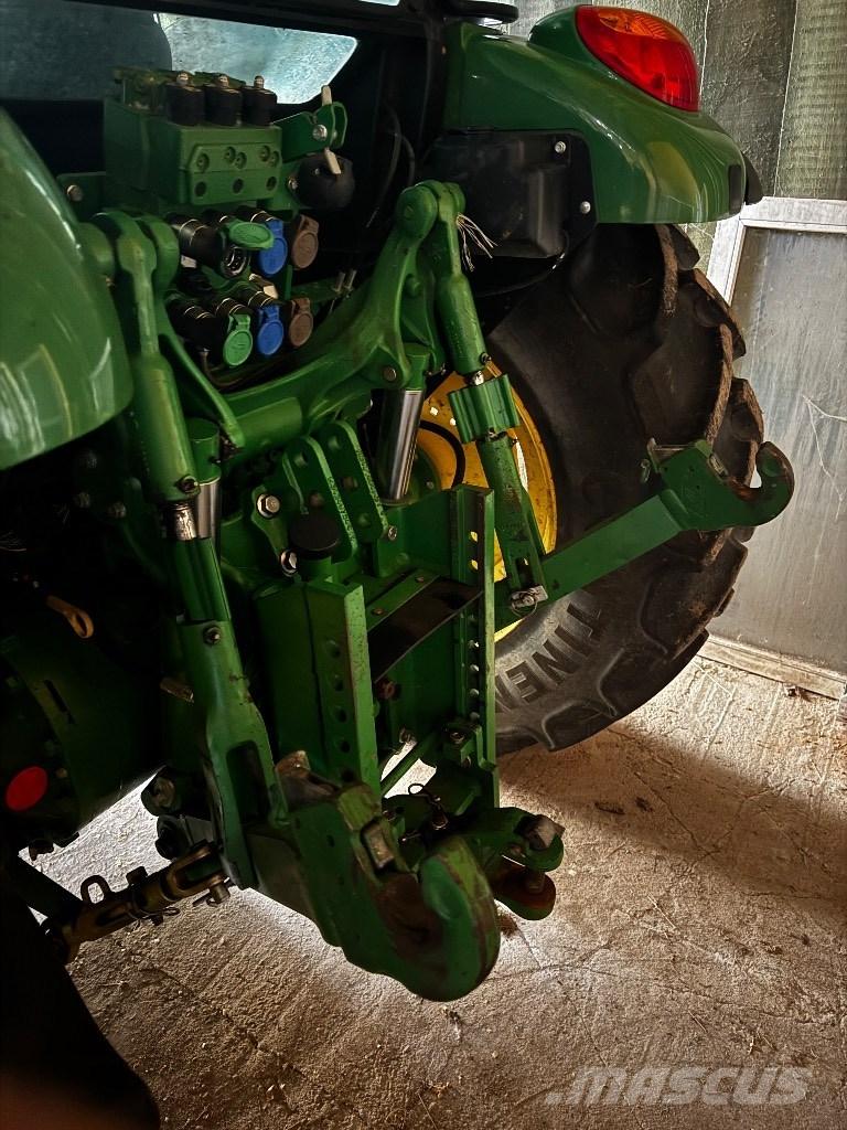 John Deere 5100 M Tractores
