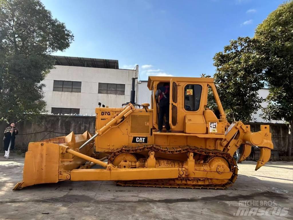 CAT D 7 G Buldozer sobre oruga