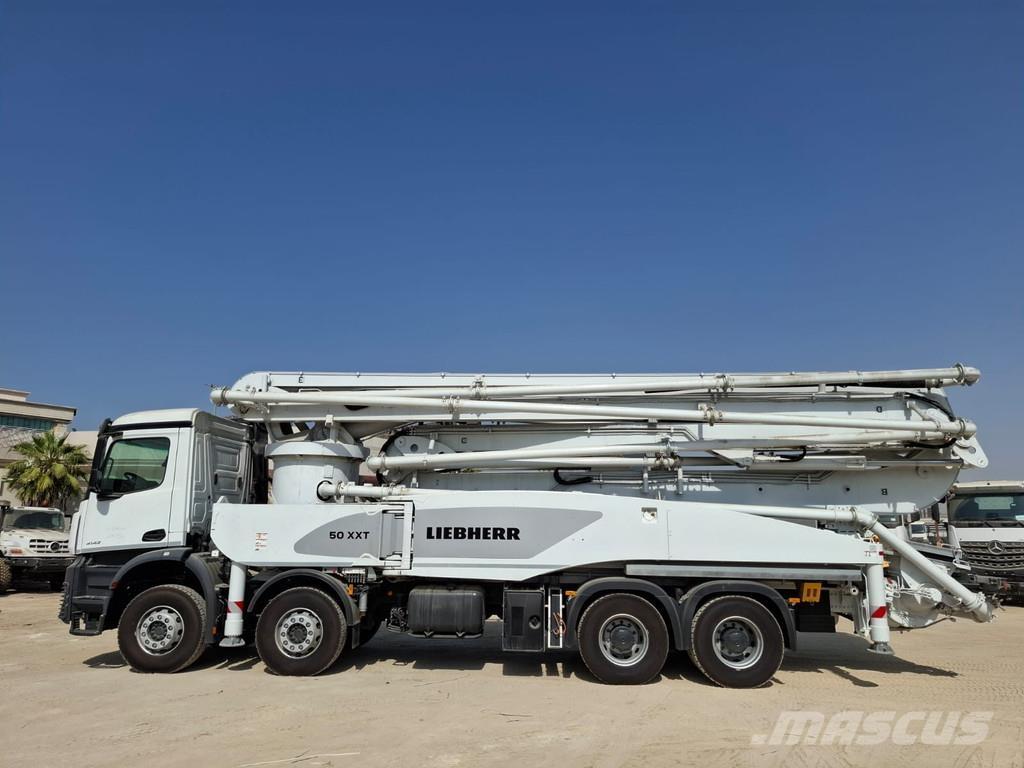 Liebherr THP 50 Camión hormigonera