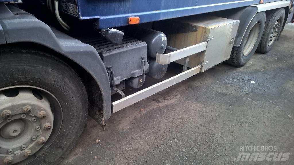 Scania P340 P 6x2 Camiones chasis
