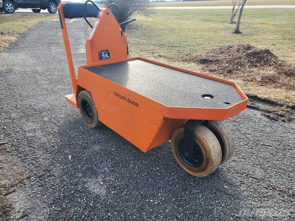 Taylor-Dunn SC100 Cabeza tractora
