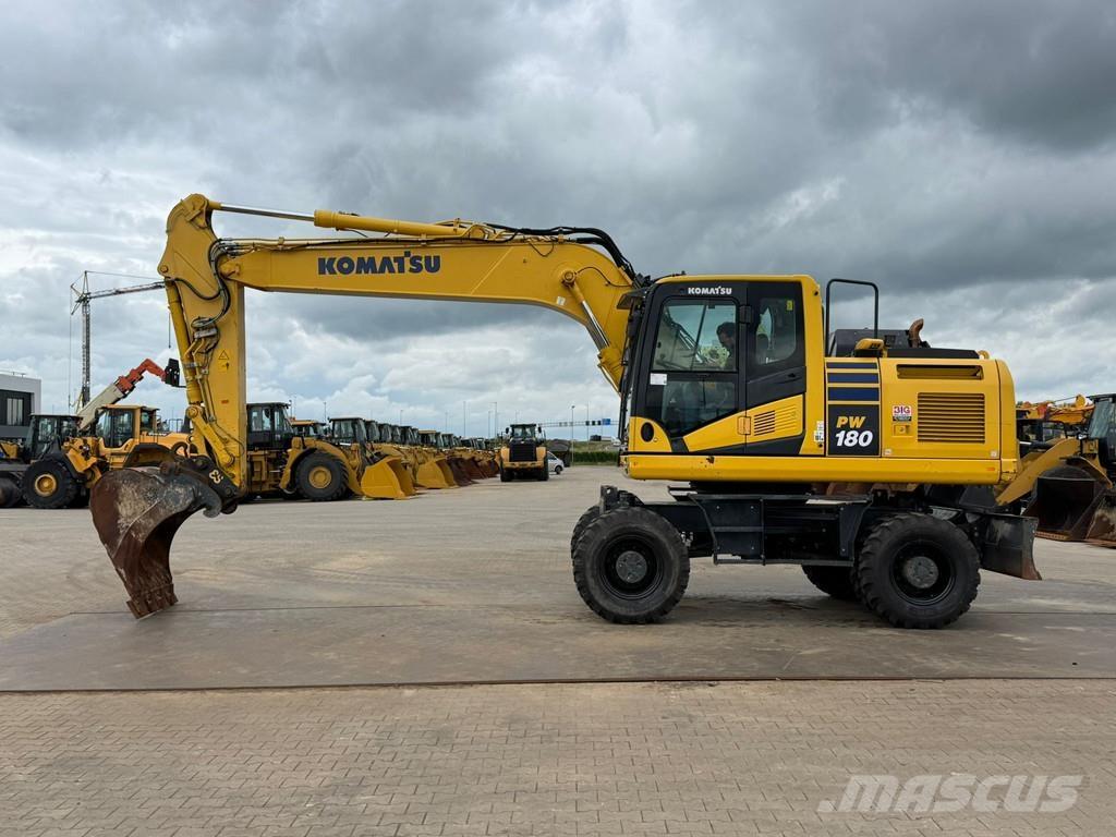 Komatsu PW180-11 Excavadoras de ruedas