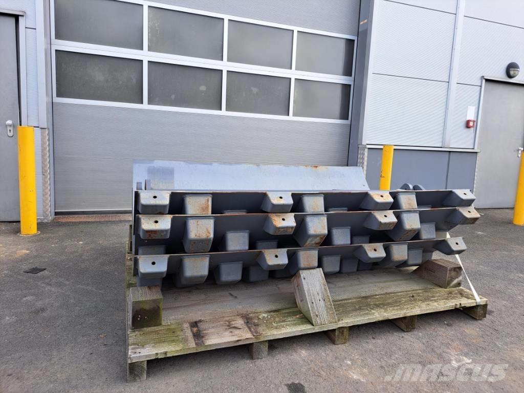 Hamm HC 130i Cadenas, orugas y chasis