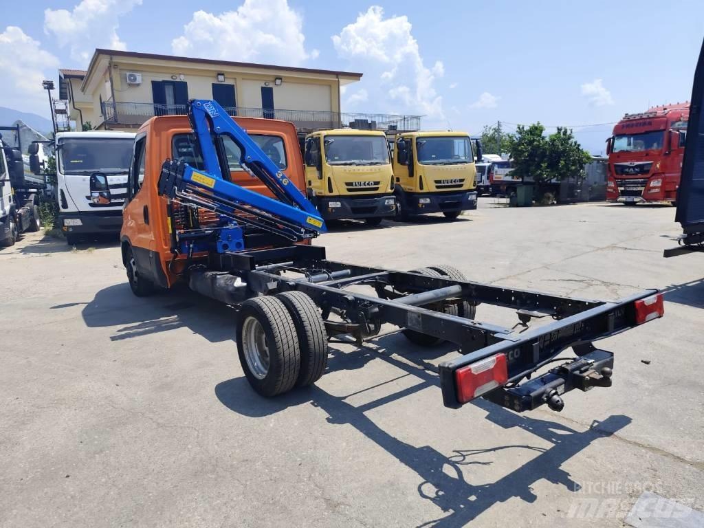 Iveco Daily 35-140 Camiones grúa
