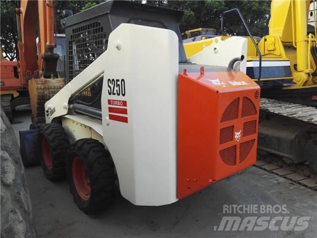 Bobcat S 250 Minicargadoras