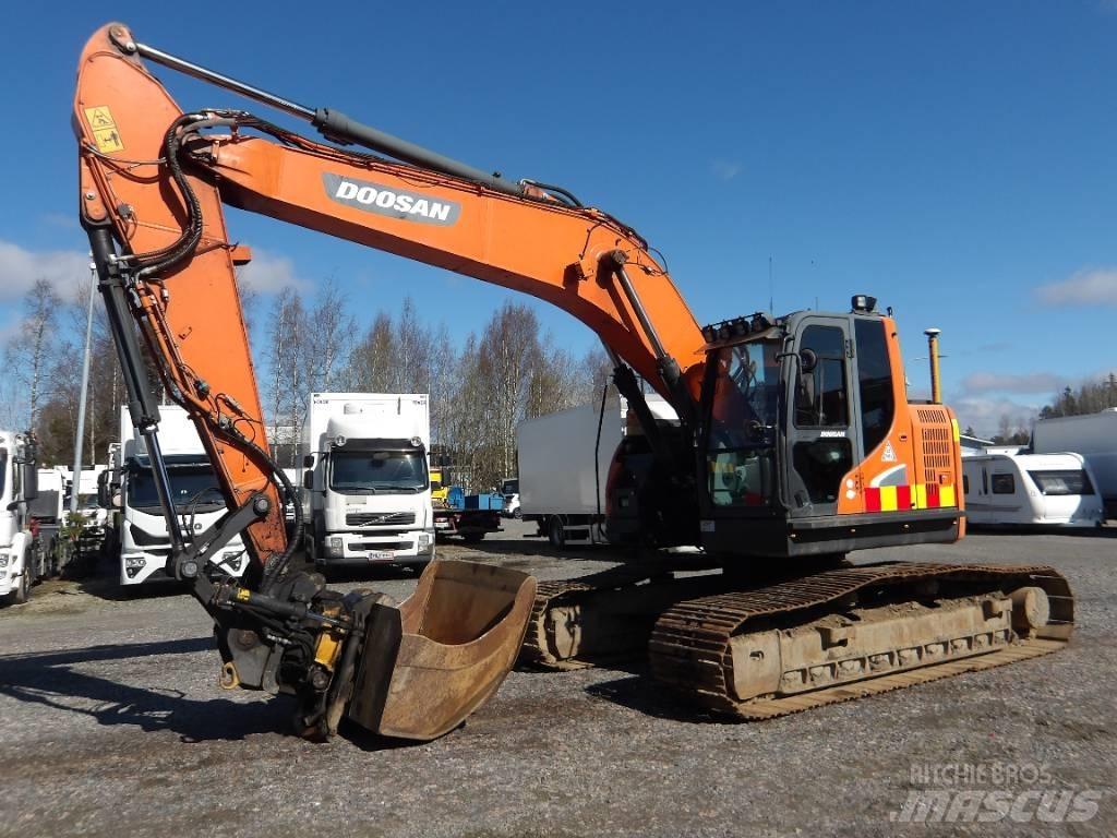 Doosan DX 235 LCR Excavadoras de cadenas
