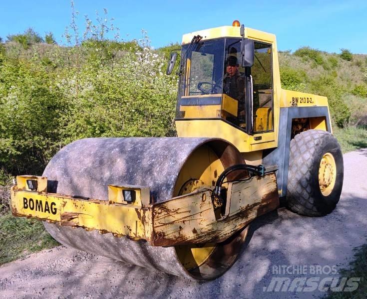 Bomag BW 213 Rodillos de un solo tambor