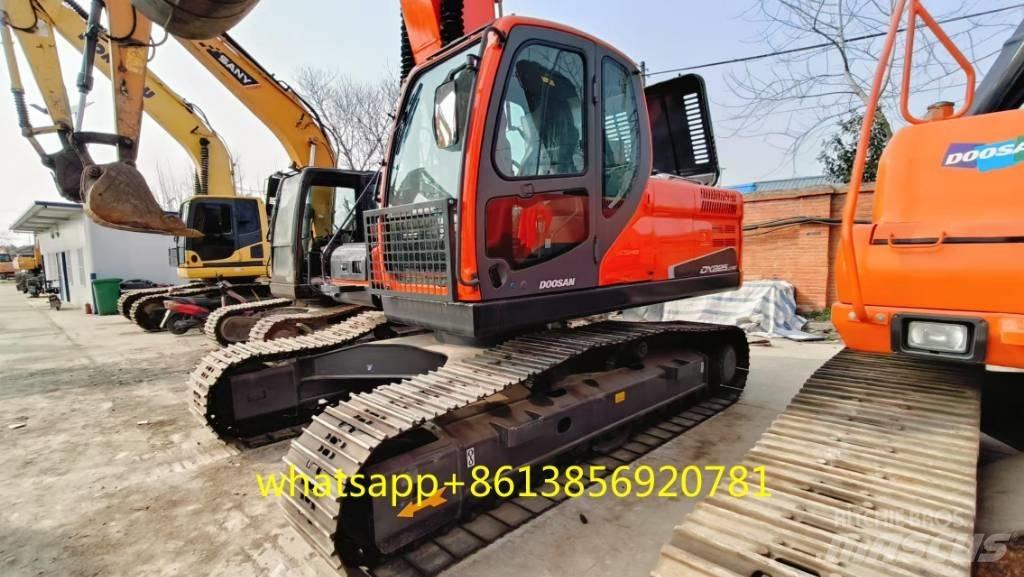 Doosan DX 225 Excavadoras de cadenas