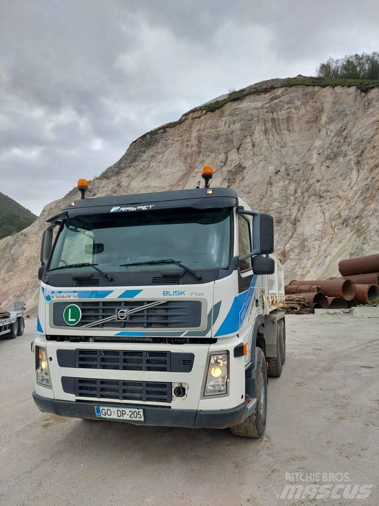 Volvo FM64 RB Camiones bañeras basculantes o volquetes