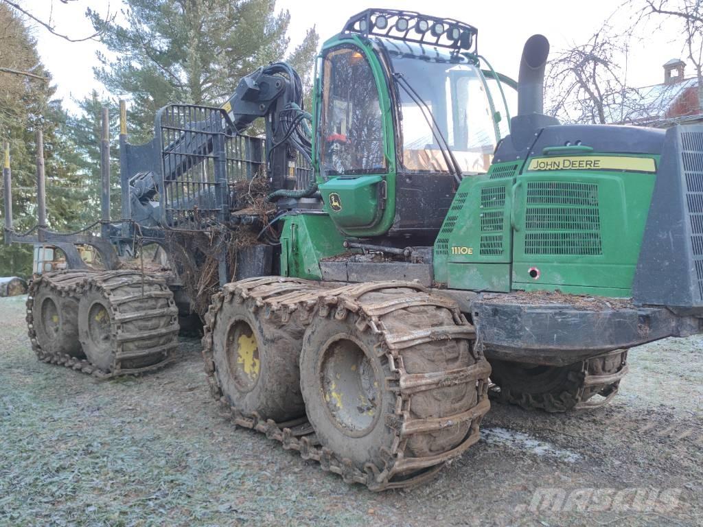 John Deere 1110 E Autocargadoras