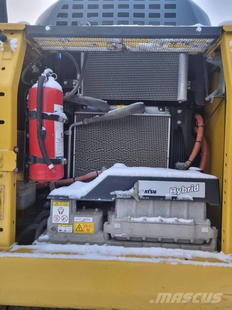 Komatsu HB 215 LC-2 Excavadoras de cadenas