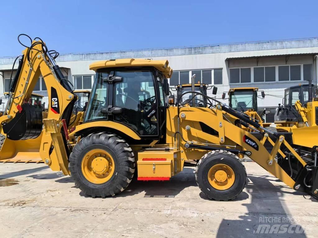 CAT 420 F Retrocargadoras