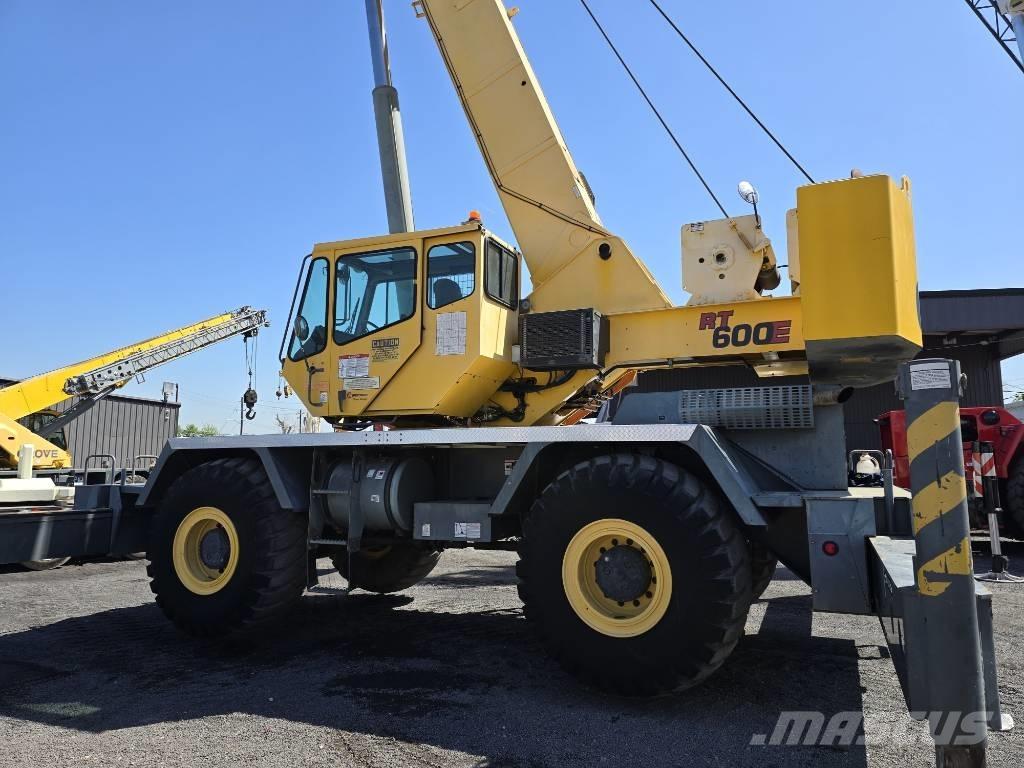 Grove RT 600 E Grúas autopropulsadas