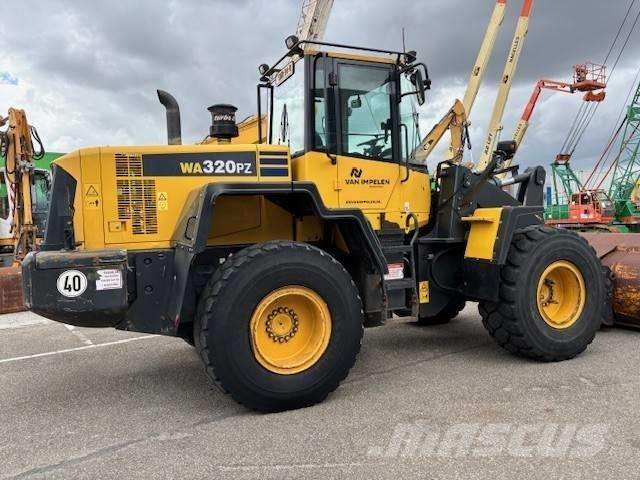 Komatsu WA 320 PZ-6 Cargadoras sobre ruedas