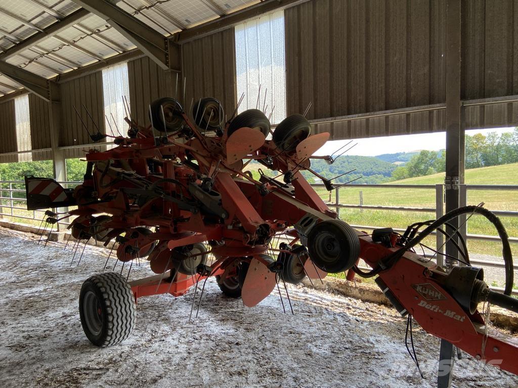 Kuhn GF 13012 T Rastrillos y henificadores
