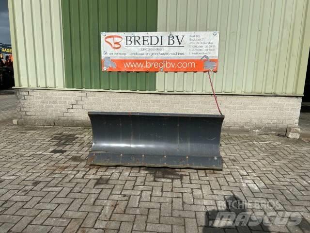 Bobcat 72 Snow Blade Minicargadoras