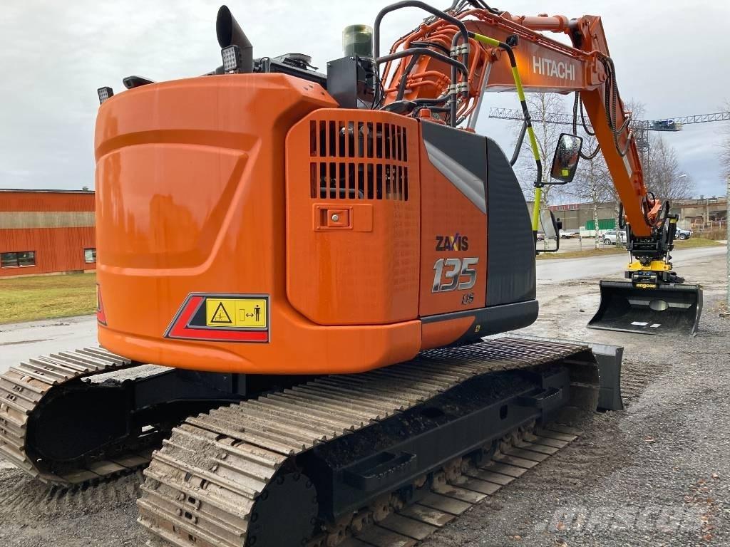 Hitachi ZX 135 US-7 Excavadoras de cadenas