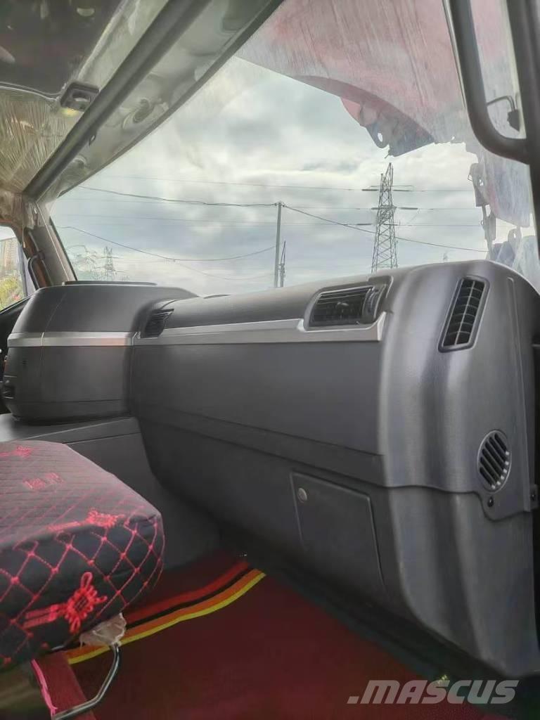 Sany STC1300C8 Grúas todo terreno