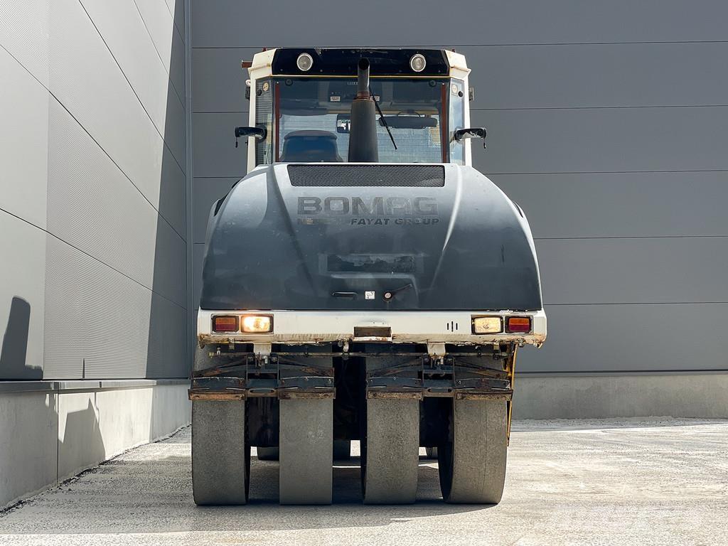 Bomag BW 24 RH Rodillos sobre neumáticos