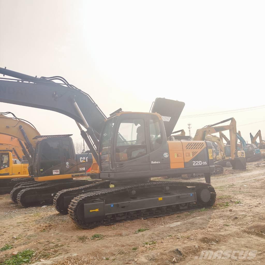 Hyundai R220LC-9S Excavadoras de cadenas