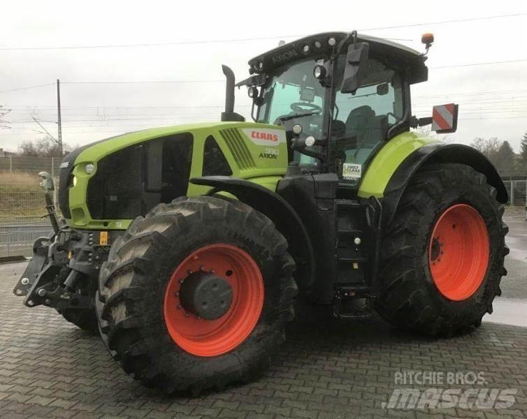 CLAAS AXION 930 Tractores