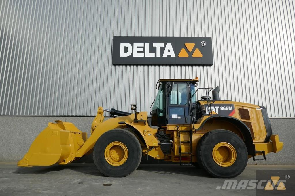 CAT 966M Cargadoras sobre ruedas