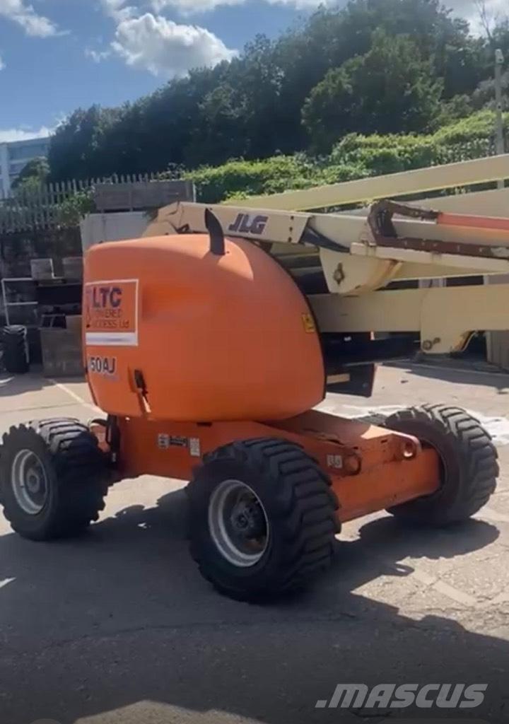 JLG AJ450 Plataforma de trabajo articulada