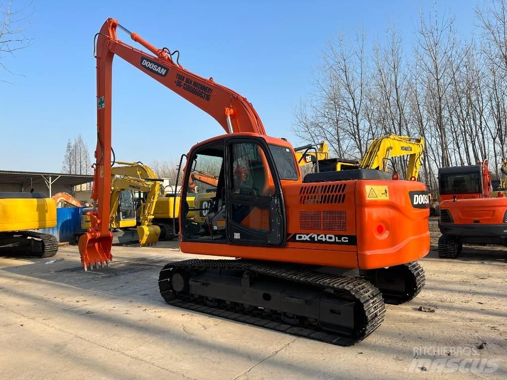 Doosan DX 140 Mini excavadoras < 7t
