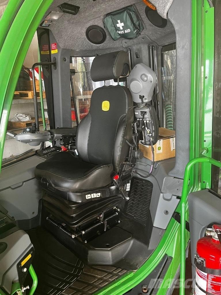 John Deere 1910G Autocargadoras