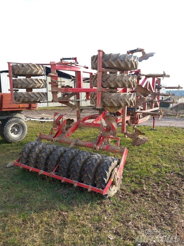Horsch Tiger 4 AS Chisel