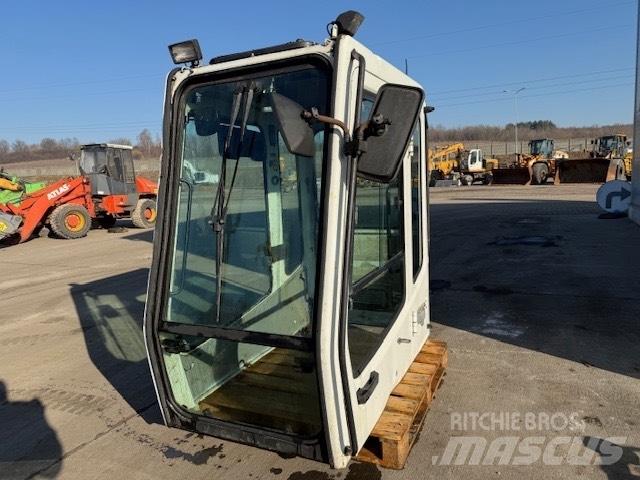 Liebherr SERIA B CAB Cabinas e interior