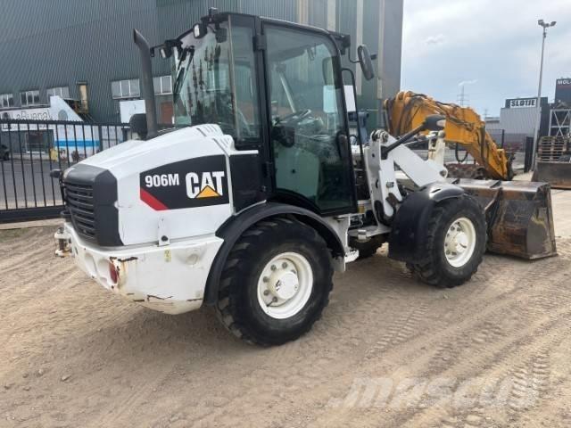 CAT 906 Cargadoras sobre ruedas