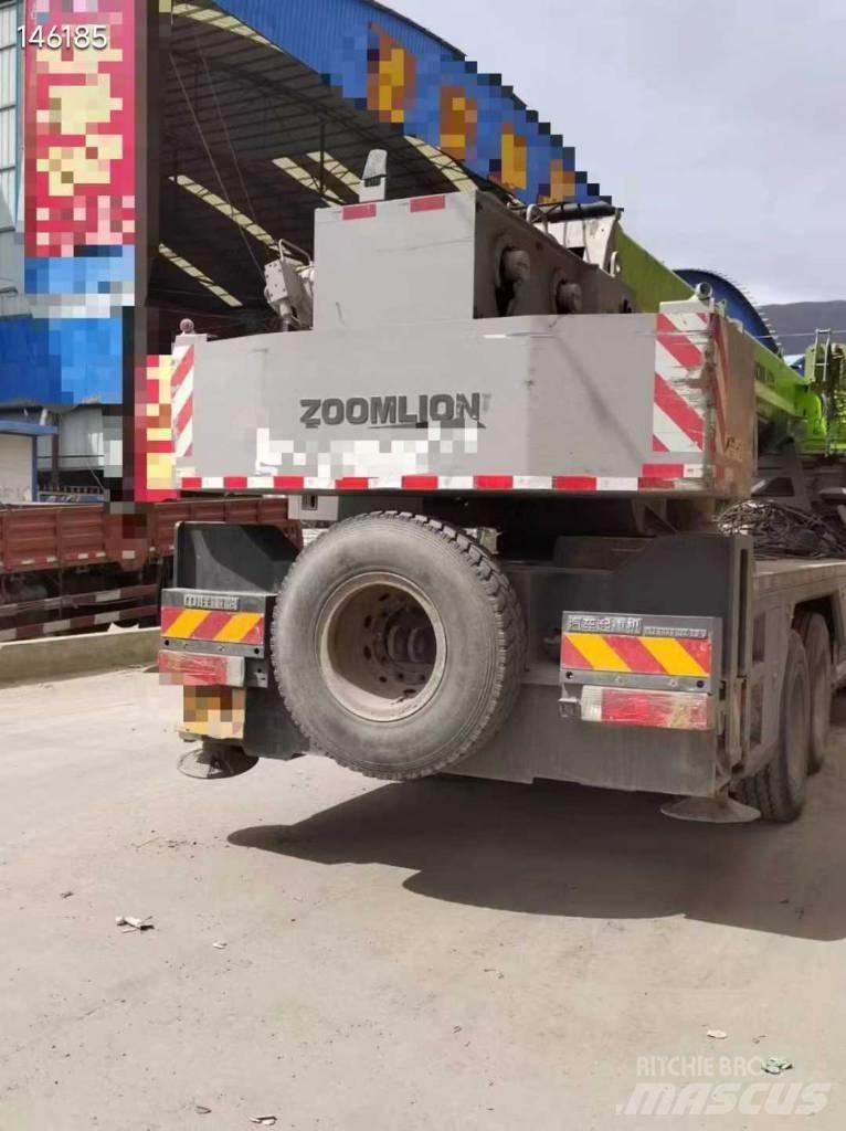 Zoomlion ztc251v5 Grúas todo terreno