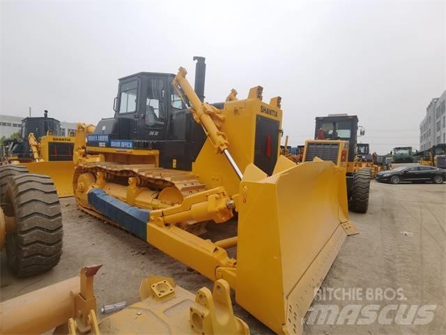 Shantui SD 22 Buldozer sobre oruga