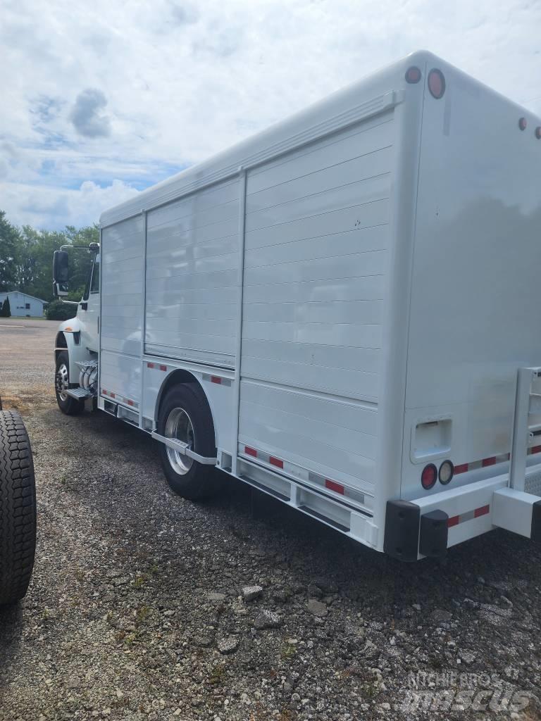 Freightliner M2 Camiones botelleros