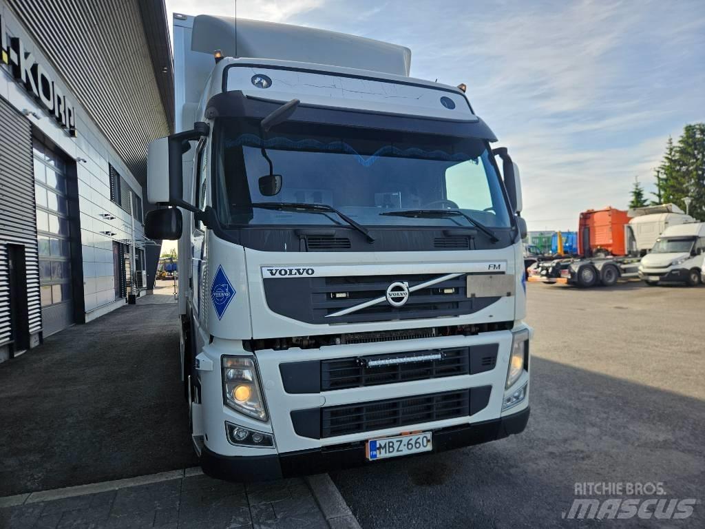 Volvo FM11 Camiones caja cerrada